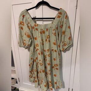 Wonderly Green Floral Short Puff Sleeve Dress